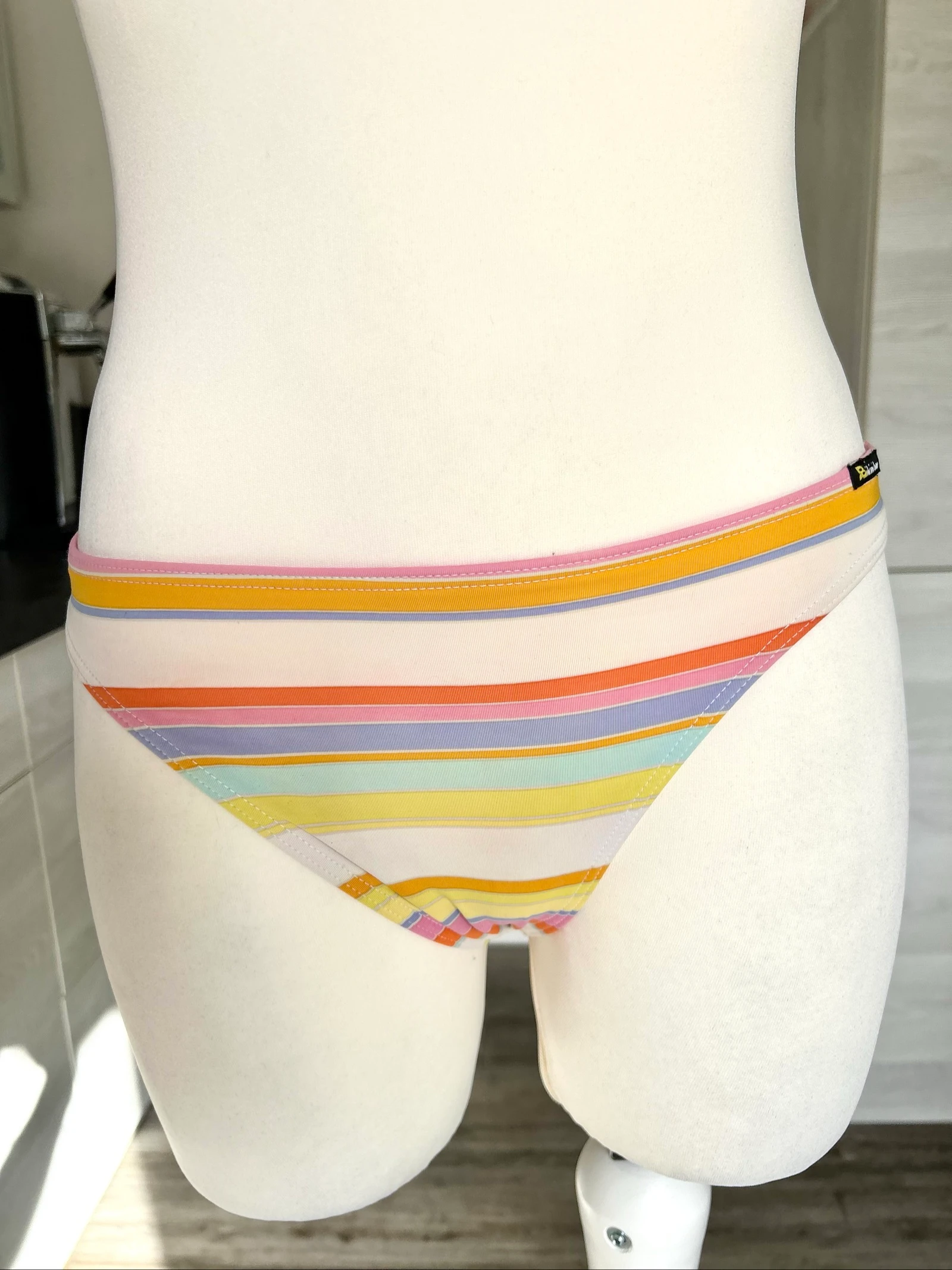 Biquíni de duas peças em poliéster listrado multicolorido Tamanho 36/S Bikini Bar – photo 10